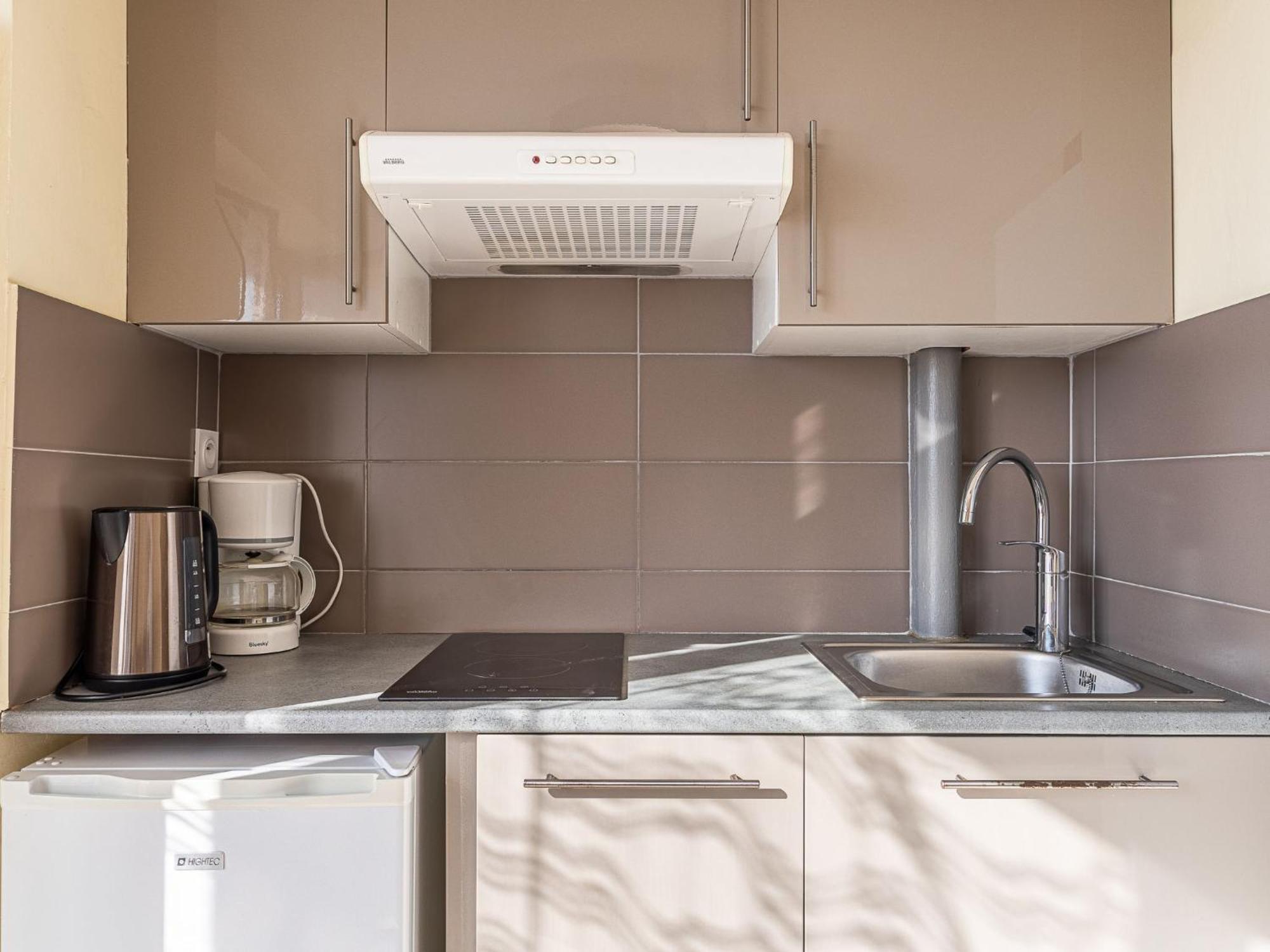 Studio Le Grand Large-4 By Interhome Le Lavandou Buitenkant foto