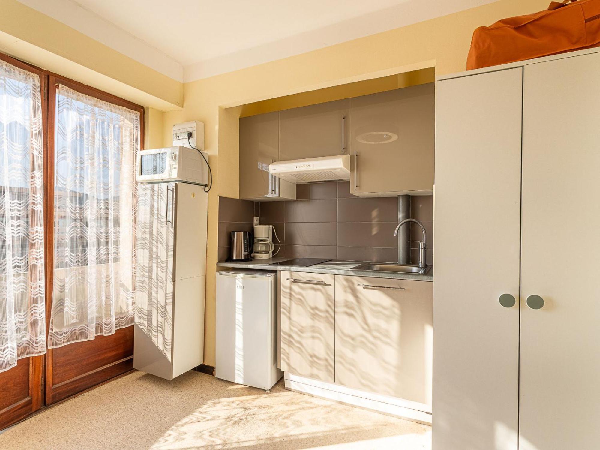 Studio Le Grand Large-4 By Interhome Le Lavandou Buitenkant foto