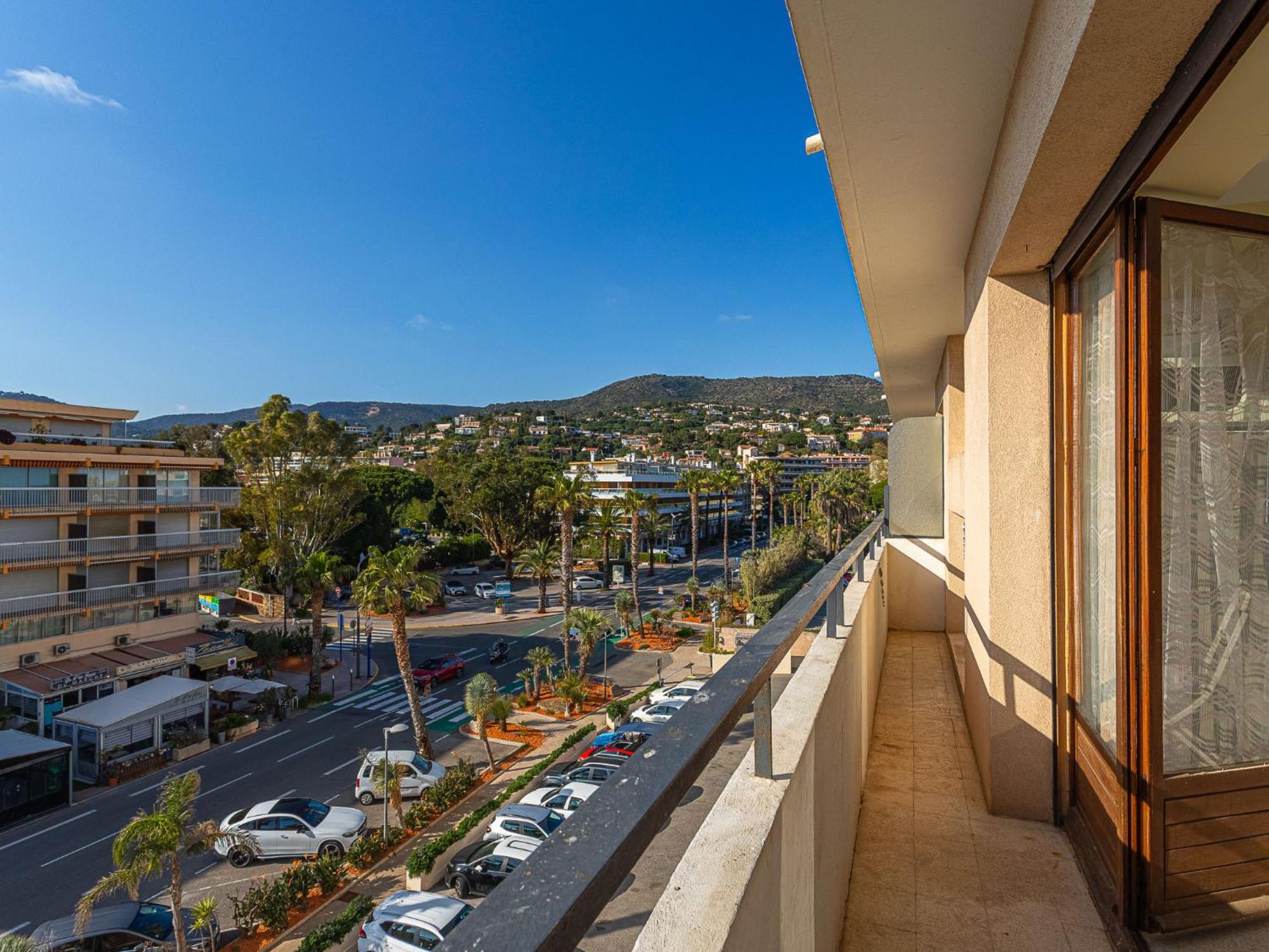 Studio Le Grand Large-4 By Interhome Le Lavandou Buitenkant foto